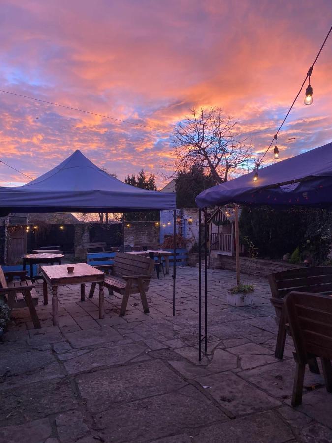 The Ilchester Arms Hotel, Ilchester Somerset Bagian luar foto